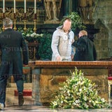 Irrer stürmt Messe im Stephansdom