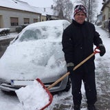 Hans Niessl  kämpft  gegen alle