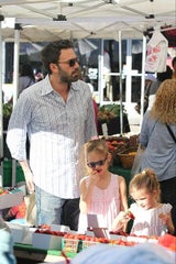 Ben Affleck und seine Violet und Seraphina besuchen den Bauern-Mark