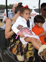 Jennifer Lopez mit ihren Zwillingen Max & Emme