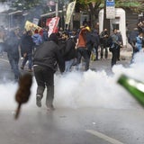 Straßenschlachten: Istanbul versinkt im Chaos