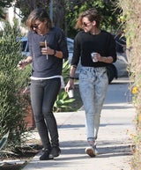 Kristen Stewart: Unterwegs mit Freundin Alicia Cargile