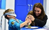 Herzogin Kate zu Besuch bei den kleinen Pfadfindern