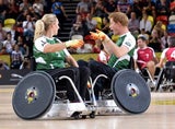 Prinz Harry spielt Rollstuhl-Rugby