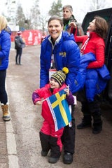 Prinzessin Estelle feuert bei nordischer Ski-WM an