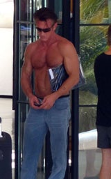 Sean Penn oben ohne