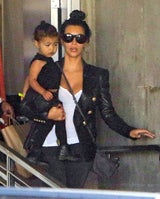 Kim Kardashian mit Tochter Nori unterwegs