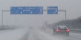 Unfall-Chaos durch Schnee-Hammer