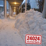Unfall-Chaos durch Schnee-Hammer
