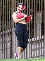 Kelly Brook macht sich nass