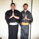 Arnold Schwarzeneggers Söhne Patrick & Christopher in Japan