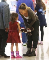 Jennifer Lopez mit Kindern beim Shopping