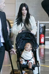 North West hat Spaß am Flughafen