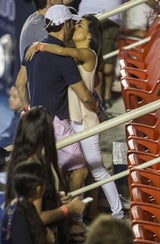 Eva Longoria knutscht mit Lover Jose