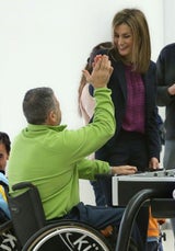 Königin Letizia & Felipe bringen Querschnittgelähmte zum Strahlen