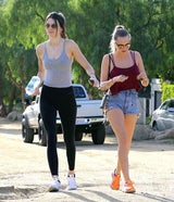 Kendall Jenner & Cara Delevingne: Sexy Spaziergang