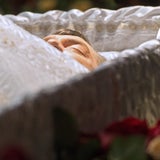 Tausende nehmen Abschied von Nemzow