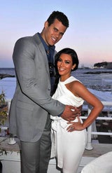 Kim Kardashian präsentiert ihren Verlobungsring