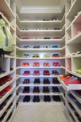 Khloé Kardashians Sport-Kleiderschrank