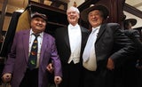 Larry Hagman: Frackprobe bei Pepino Teuschler