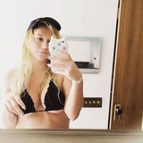 Kesha: Bikini zu klein