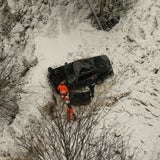 Lenkerin stürzt mit Auto 60 Meter ab