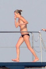 Kate Moss: Oben ohne auf Yacht