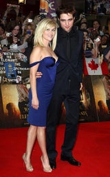 Reese Witherspoon: Kann das ein Babybauch sein?