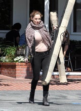 Kelly Brook zeigt ihren Babybauch