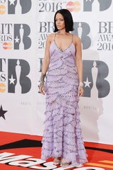 Die Horror-Looks der Brit Awards