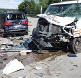 Karambolage auf A2 - Lkw kollifiert mit mehreren Pkws