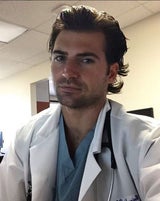 Dr. Brian - Dieser Neurochirurg verdreht uns den Kopf