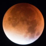 So schön schien der Blutmond