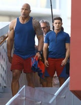 Zac Efron & Dwayne Johnson: Mucki-Duell