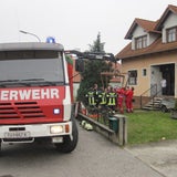 260 Kilo-Mann aus Haus gerettet