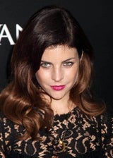 Julia Restoin-Roitfeld  zeigt Kreativität