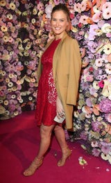Bar Refaeli: Da ist ja der Babybauch!