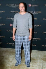 Woody Harrelson: Auftritt im Pyjama
