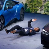 BMW-Chef kollabiert bei Auto-Schau
