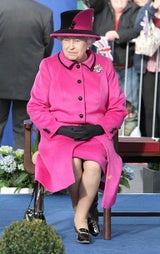 Kate strahlt die Krise mit Elisabeth II weg