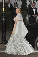 Silberne Robe