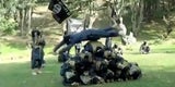 ISIS-Kämpfer treten sich in den Schritt