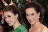 Andie MacDowell und Tochter in Cannes