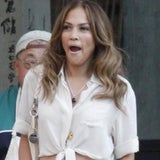 JLo reißt den Mund auf