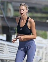 Kelly Rohrbach: Training am Strand