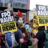 Krawalle bei Identitären-Demo in Wien