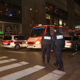 Aufregung: Justizwachbeamter mit Waffe im Kino
