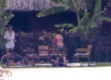 Jennifer Aniston & Justin Theroux flittern auf Bora Bora