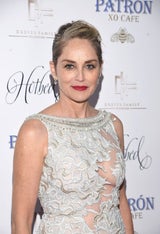 Sharon Stone im gewagten Nacktkleid