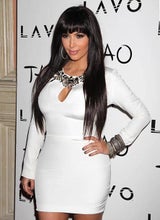 Kim Kardashian zeigt ihre Kurven